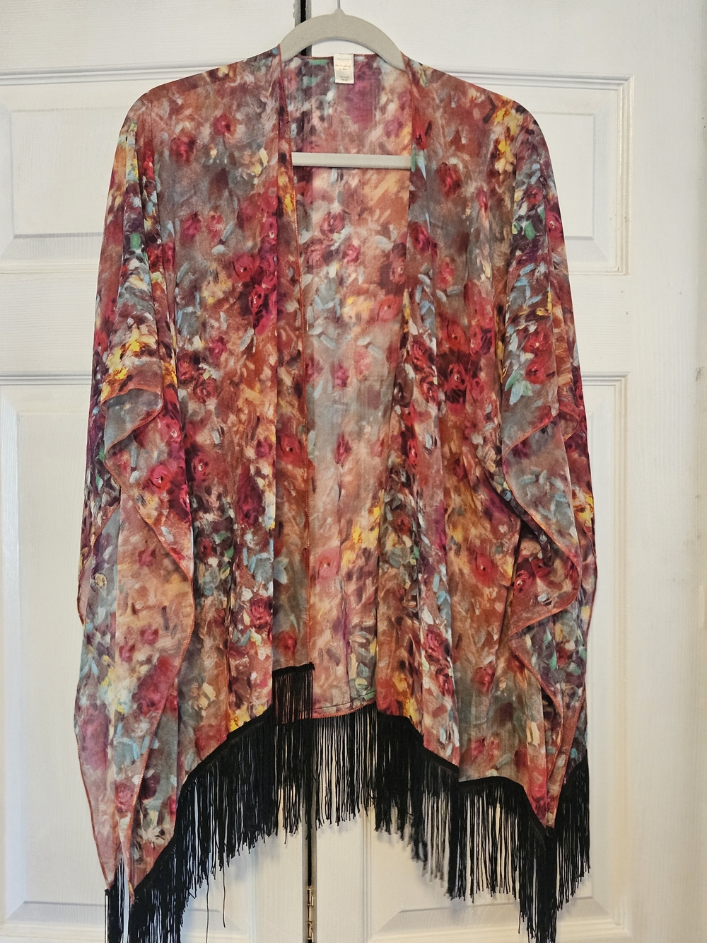 Do everything in love Floral Fringe Open-Front Kimono in Multi-Color